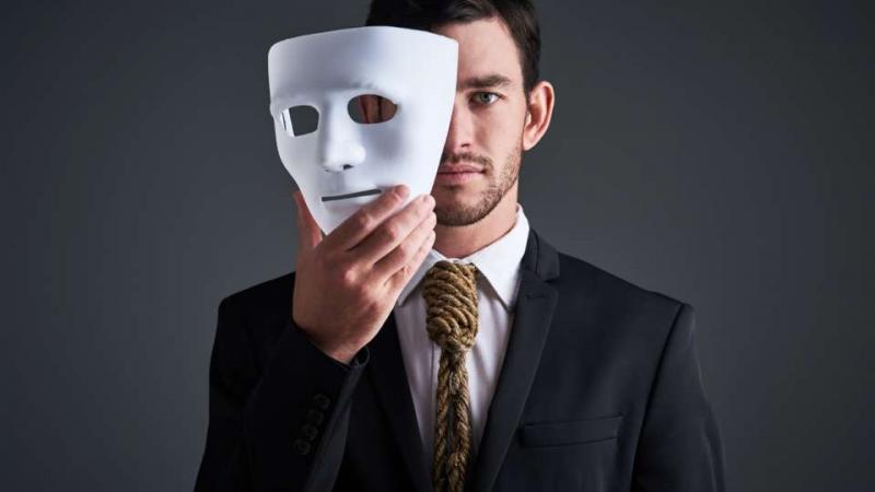 كيف تطلق العنان لإمكاناتك وتتحلى بمهارات تقديمية لا تقاوم