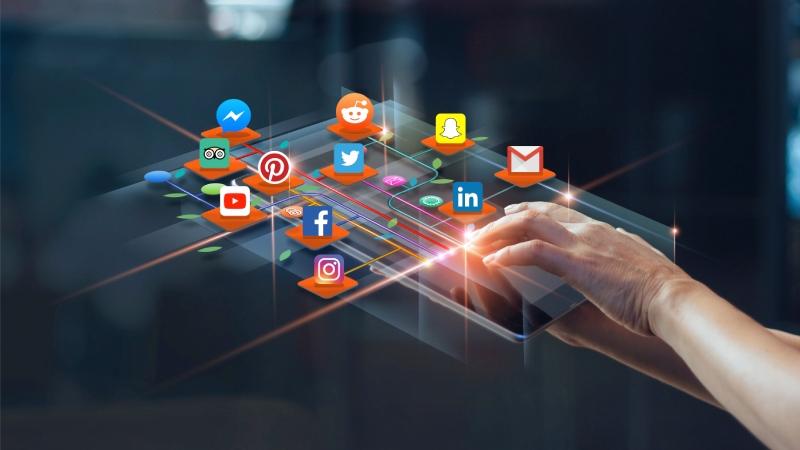 Content Chemistry- Capturing Attention and Building Loyalty in the Digital Age