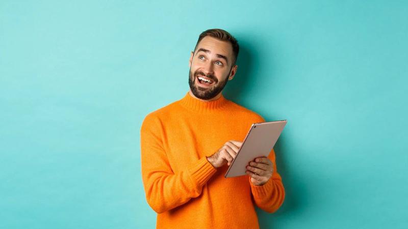 6 أدوات ذكاء اصطناعي للتسويق بالمحتوى لزيادة الإنتاجية