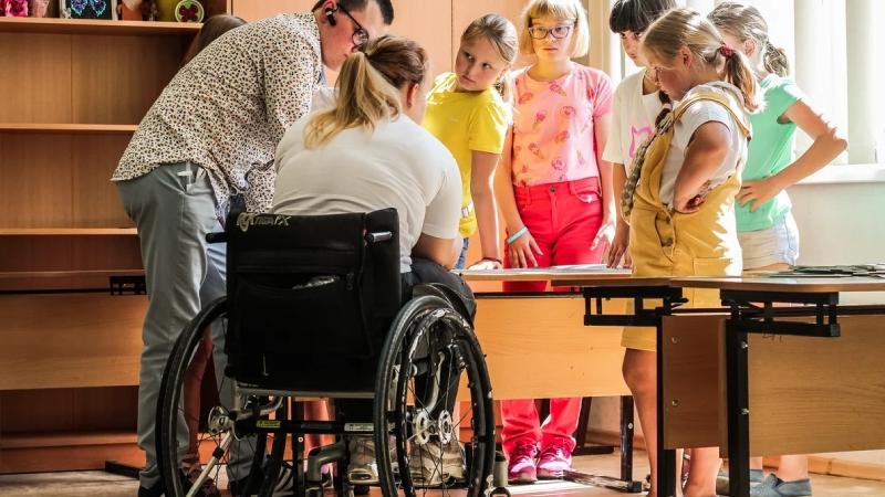 Inclusive Training Contracts for Special Needs Learners in a World That Will Not Slow Down