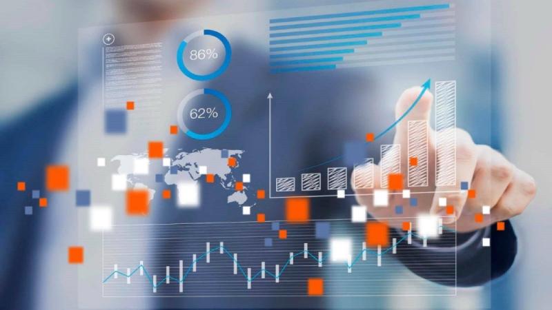 Seeing Clearly in a Fog of Numbers- How Analytics Separates Winners from Noise