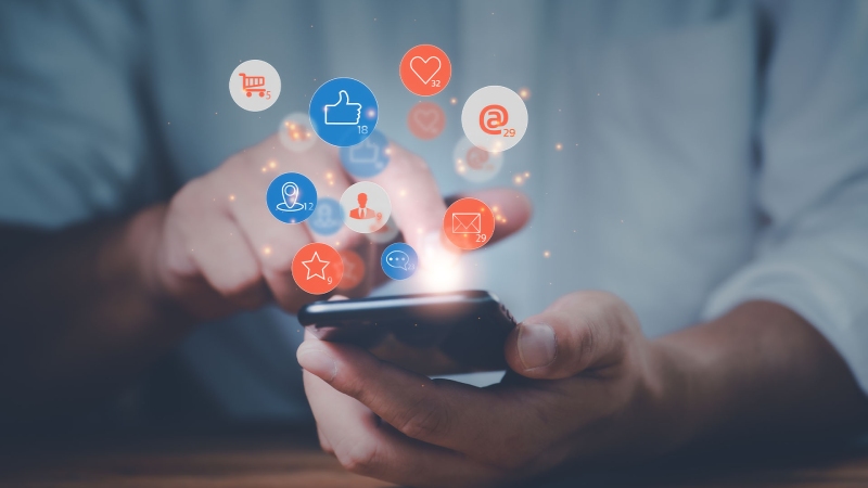  تعزيز التفاعل على السوشيال ميديا- استراتيجيات لبناء مجتمع رقمي مخلص