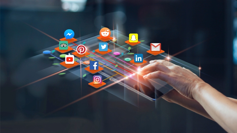  Content Chemistry- Capturing Attention and Building Loyalty in the Digital Age