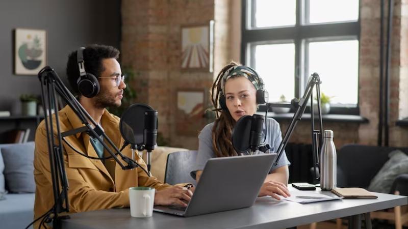  The Hidden Sales Power of High-Value Podcast Content- 5 Client-Attractor Content Ideas