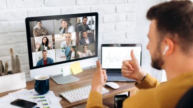 الكوتشينغ الرقمي: مستقبل تطوير الذات والمهارات