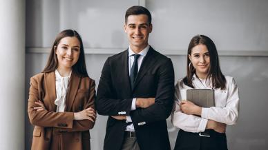 أهمية خبرة العمل في الحصول على عقد تدريبي في مجال القانون