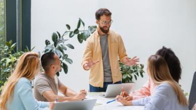 Coaching the New Dream: Freedom, Flexibility, and the Rise of the Gig Economy