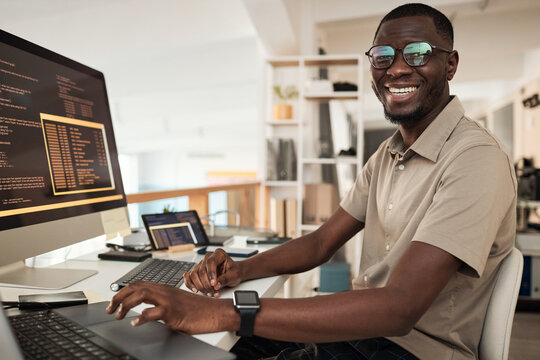 Managing Digital Communities