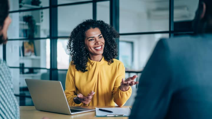 التواضع الفكري للمستشارين