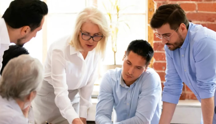 دور القائد في صياغة استراتيجيات تتجاوز التقليدي دور القائد في صياغة استراتيجيات تتجاوز التقليدي